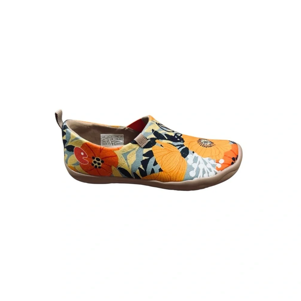 UIN Marigolds Toledo Floral Canvas Slip Ons